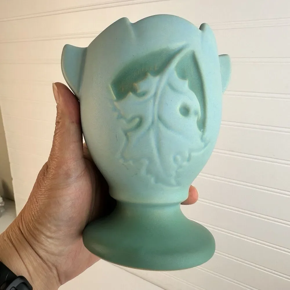 Vintage Roseville Pottery Aqua Blue Green Silhouette Vase With Oak Leaves 779-5